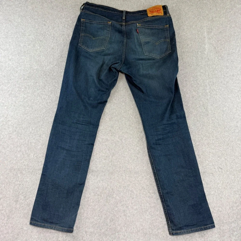 Levis attributes 541